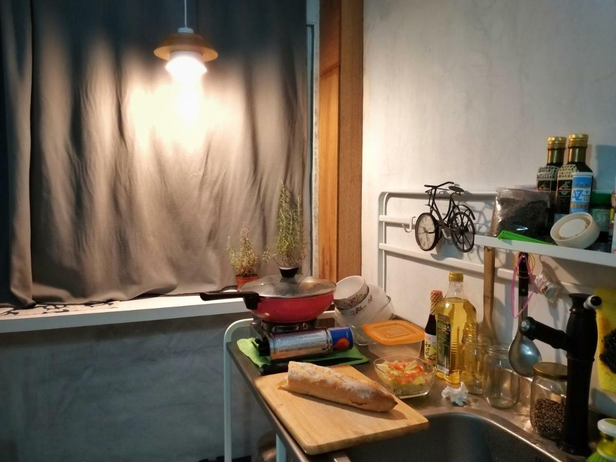 Cong Sen Backpackers Hostel T'ai-tung Zewnętrze zdjęcie